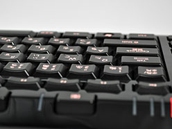 画像ギャラリー No.017のサムネイル画像 / “最大26キー同時押し対応”の「SideWinder X4 Keyboard」レビュー。このコストパフォーマンスは革命だ