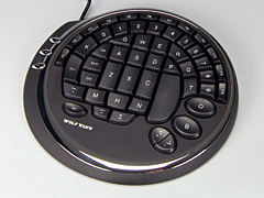 画像ギャラリー No.004のサムネイル画像 / ゲーマー向け左手用キーボード「Wolfking Warrior」のレビューを掲載