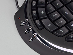 画像ギャラリー No.007のサムネイル画像 / ゲーマー向け左手用キーボード「Wolfking Warrior」のレビューを掲載
