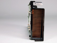 画像ギャラリー No.015のサムネイル画像 / シングルカード最速の座を奪還。デュアルGPU仕様の「ATI Radeon HD 4870 X2」レビュー掲載