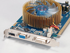 画像ギャラリー No.015のサムネイル画像 / 補助電源不要の66W版GeForce 9800 GTをテストする。消費電力は確実に低減