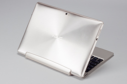 画像ギャラリー No.005のサムネイル画像 / Tegra 3搭載のASUS製Androidタブレット「Eee Pad TF201」レビュー。ゲーム用途での使い勝手をプレイムービーで確認する