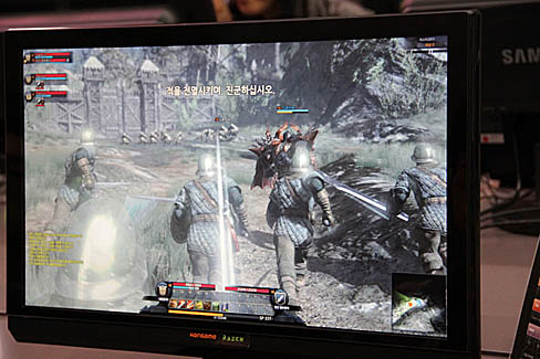 画像ギャラリー No.003のサムネイル画像 / ［G-Star 2011］「Kingdom Under Fire II」のプレイレポートを掲載。初登場となる強力なボスと戦えるプレイアブル版が展示。戦場は，より激しさを増す