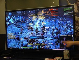 画像ギャラリー No.009のサムネイル画像 / ［TGS 2014］見渡す限り敵だらけ。「Kingdom Under Fire II」の凄まじいキャラクター表示数の一端をデモプレイで確認