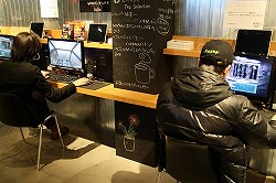 画像ギャラリー No.002のサムネイル画像 / テーマは“オンラインとオフラインの融合”。「QuakeWarsOnline」が初の公式オフラインイベントを開催