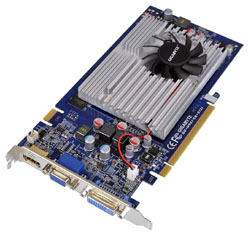 画像ギャラリー No.001のサムネイル画像 / GIGABYTE製の省電力版9600 GTカードが1スロット仕様で登場