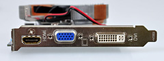 画像ギャラリー No.003のサムネイル画像 / 21日発売。Zalmanクーラー搭載のGIGABYTE製9500 GTカード