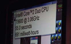 画像ギャラリー No.006のサムネイル画像 / ［COMPUTEX］「HUGIってなんだ？」Intel，3GHz超のノートPC用CPU発表。Atom用の次世代プラットフォーム「Pinetrail」は年末に
