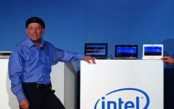 画像ギャラリー No.013のサムネイル画像 / ［COMPUTEX］「HUGIってなんだ？」Intel，3GHz超のノートPC用CPU発表。Atom用の次世代プラットフォーム「Pinetrail」は年末に