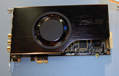 画像ギャラリー No.003のサムネイル画像 / ［COMPUTEX 2008＃27］ASUS，HDMI出力対応のハイエンドサウンドカードを公開。ゲーム用の次世代サラウンドサウンド環境「DS3D GX 3.0」も予告