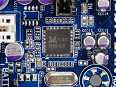 画像ギャラリー No.021のサムネイル画像 / GIGABYTEのゲーマー＆OCer向けマザーボード「GA-EP45-EXTREME」は，どこまでゲームに向くか？