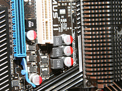 画像ギャラリー No.007のサムネイル画像 / ［COMPUTEX 2008＃25］ASUSの「R.O.G」は，ゲーマー向けとオーバークロッカ−向けの2ラインナップへ分化