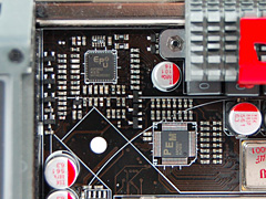 画像ギャラリー No.007のサムネイル画像 / 写真で見る，ASUSのゲーマー向けX58マザーボード「Rampage II Extreme」