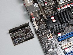 画像ギャラリー No.010のサムネイル画像 / 写真で見る，ASUSのゲーマー向けX58マザーボード「Rampage II Extreme」