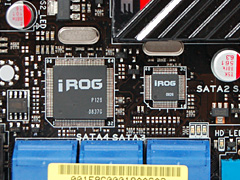 画像ギャラリー No.017のサムネイル画像 / 写真で見る，ASUSのゲーマー向けX58マザーボード「Rampage II Extreme」