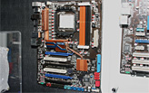 画像ギャラリー No.011のサムネイル画像 / ASUS,簡易UPS機能標準搭載の“タフ”なROGコンセプトマザーを公開。ゲーマー向けmicroATXボード2製品も