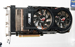 画像ギャラリー No.012のサムネイル画像 / ASUS,簡易UPS機能標準搭載の“タフ”なROGコンセプトマザーを公開。ゲーマー向けmicroATXボード2製品も