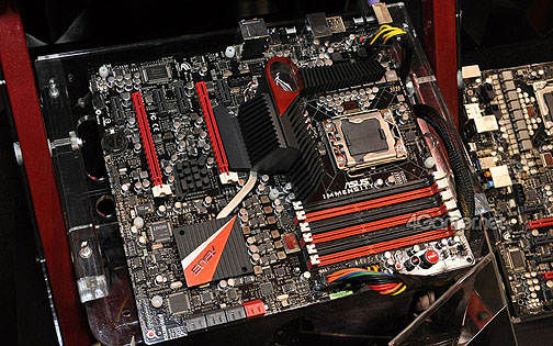 画像ギャラリー No.009のサムネイル画像 / ［COMPUTEX］ゲーマー向け製品が数多く登場したASUSブース，マザーボードのトピックを駆け足でチェック