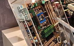 画像ギャラリー No.019のサムネイル画像 / ［COMPUTEX］ゲーマー向け製品が数多く登場したASUSブース，マザーボードのトピックを駆け足でチェック