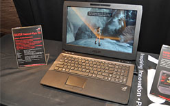 画像ギャラリー No.019のサムネイル画像 / ［COMPUTEX］LGA2011＆LGA1366ツインソケットの「Danshui Bay」はSandy Bridge-EP対応。ASUS「R.O.G.」イベント詳報