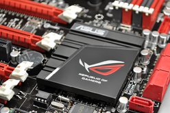 画像ギャラリー No.006のサムネイル画像 / 「AMD FX」対応のASUS製ゲーマー向けマザーボード「Crosshair V Formula」を概観してみる