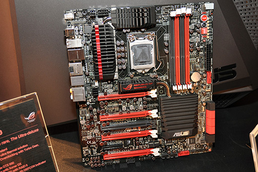 画像ギャラリー No.006のサムネイル画像 / ［COMPUTEX］ASUS，「R.O.G.」ブランドのマザーボードやグラフィックスカードなどを発表＆展示