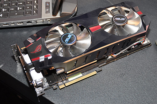 画像ギャラリー No.020のサムネイル画像 / ［COMPUTEX］ASUS，「R.O.G.」ブランドのマザーボードやグラフィックスカードなどを発表＆展示