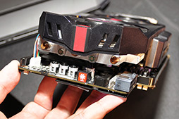 画像ギャラリー No.023のサムネイル画像 / ［COMPUTEX］ASUS，「R.O.G.」ブランドのマザーボードやグラフィックスカードなどを発表＆展示