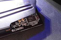 画像ギャラリー No.029のサムネイル画像 / ［COMPUTEX］ASUS，「R.O.G.」ブランドのマザーボードやグラフィックスカードなどを発表＆展示