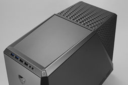画像ギャラリー No.006のサムネイル画像 / ASUS国内初投入のゲーマー向けデスクトップPCを試す。「量販店で買えるハイエンドPC」の実力はいかに