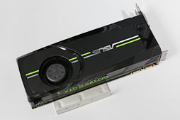 画像ギャラリー No.015のサムネイル画像 / ASUS国内初投入のゲーマー向けデスクトップPCを試す。「量販店で買えるハイエンドPC」の実力はいかに