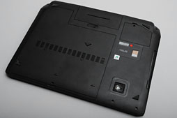 画像ギャラリー No.017のサムネイル画像 / ASUSのゲーマー向けノートPC「G75VW-91407H」レビュー。完成度が高い一方,画竜点睛を欠く