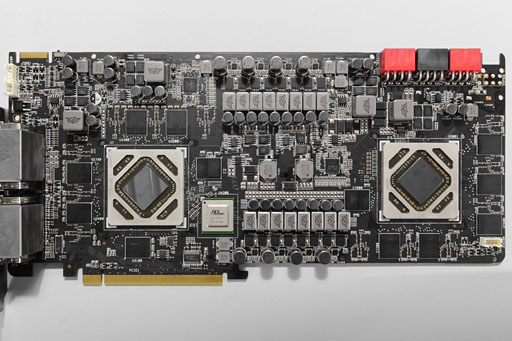 画像ギャラリー No.021のサムネイル画像 / ASUSのデュアルHD 7970 GHz Editionカード「ARES2」を試す。これが「史上最速のコレクターズアイテム」だ!?