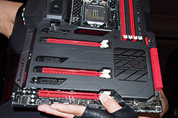 画像ギャラリー No.005のサムネイル画像 / ［COMPUTEX］ゲーマー向けマザーボードのMini-ITXモデルや，液冷＋空冷のGPUなど，注目製品が目白押しの「R.O.G.」プレスカンファレンス詳報