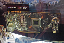 画像ギャラリー No.027のサムネイル画像 / ［COMPUTEX］ゲーマー向けマザーボードのMini-ITXモデルや，液冷＋空冷のGPUなど，注目製品が目白押しの「R.O.G.」プレスカンファレンス詳報