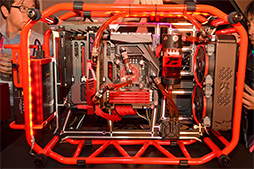 画像ギャラリー No.029のサムネイル画像 / ［COMPUTEX］ゲーマー向けマザーボードのMini-ITXモデルや，液冷＋空冷のGPUなど，注目製品が目白押しの「R.O.G.」プレスカンファレンス詳報