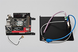 画像ギャラリー No.030のサムネイル画像 / 【PR】PCゲーマーのための「超小型ゲームPC」自作講座。カード長170mmのASUS製GTX 760カードなら,PCはここまで小さくできる