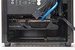 画像ギャラリー No.074のサムネイル画像 / 【PR】PCゲーマーのための「超小型ゲームPC」自作講座。カード長170mmのASUS製GTX 760カードなら,PCはここまで小さくできる