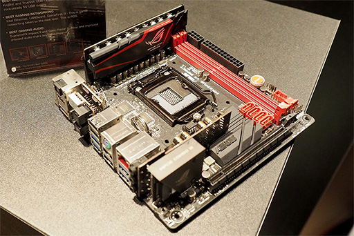 画像ギャラリー No.026のサムネイル画像 / ［COMPUTEX］スリムタイプのゲームPCや新マザーボード3種類をじっくりチェック。R.O.G.のゲーマー向け新製品レポート（前編）