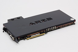 画像ギャラリー No.002のサムネイル画像 / ASUSのデュアルR9 290Xカード「ARES III」レビュー。液冷専用の第3世代ARESはR9 295X2と何が違うのか