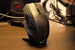 画像ギャラリー No.021のサムネイル画像 / ［COMPUTEX］34インチの湾曲ディスプレイに，G-SYNC対応ノートPC，MMO向けマウスなどなど。ASUS R.O.G.の新製品を細かくチェックしてみた