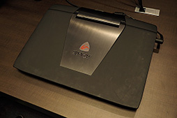 画像ギャラリー No.023のサムネイル画像 / ［COMPUTEX］34インチの湾曲ディスプレイに，G-SYNC対応ノートPC，MMO向けマウスなどなど。ASUS R.O.G.の新製品を細かくチェックしてみた