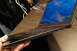 画像ギャラリー No.031のサムネイル画像 / ［COMPUTEX］34インチの湾曲ディスプレイに，G-SYNC対応ノートPC，MMO向けマウスなどなど。ASUS R.O.G.の新製品を細かくチェックしてみた
