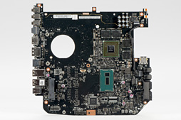 画像ギャラリー No.025のサムネイル画像 / 【PR】世界初! ASUSのデスクトップPC「ROG GR6」を戦艦三笠艦内に設置し,三笠を操艦するの巻