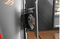 画像ギャラリー No.015のサムネイル画像 / ［CES 2016］ASUSが公開したゲーマー向けマザーや超強力デスクトップPCなどをまとめてチェック