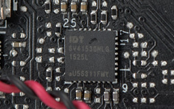 画像ギャラリー No.007のサムネイル画像 / Mini-ITXに対応したSkylake対応のR.O.G.マザーボード「MAXIMUS VIII IMPACT」。相変わらずの高い機能性は要チェックだ
