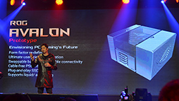 画像ギャラリー No.004のサムネイル画像 / ［COMPUTEX］R.O.G.がモジュール型ゲームPCやGTX 1080 SLI搭載の小型PCを披露。ASUSの偉い人にその特徴とコンセプトを聞いてきた