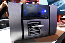 画像ギャラリー No.014のサムネイル画像 / ［COMPUTEX］R.O.G.がモジュール型ゲームPCやGTX 1080 SLI搭載の小型PCを披露。ASUSの偉い人にその特徴とコンセプトを聞いてきた