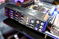 画像ギャラリー No.025のサムネイル画像 / ［COMPUTEX］R.O.G.がモジュール型ゲームPCやGTX 1080 SLI搭載の小型PCを披露。ASUSの偉い人にその特徴とコンセプトを聞いてきた