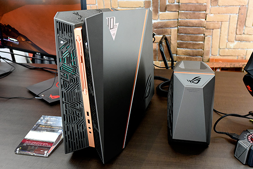 画像ギャラリー No.026のサムネイル画像 / ［COMPUTEX］R.O.G.がモジュール型ゲームPCやGTX 1080 SLI搭載の小型PCを披露。ASUSの偉い人にその特徴とコンセプトを聞いてきた